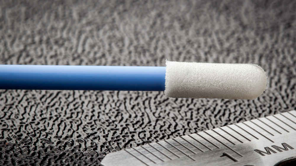 FoamTec HT1035 CleanWIPE Swab End Close Up Ruler